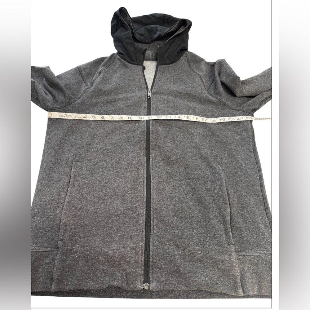 Lululemon athletica Men's Gray Zip-Up Hoodie Large - Picture 5 of 6